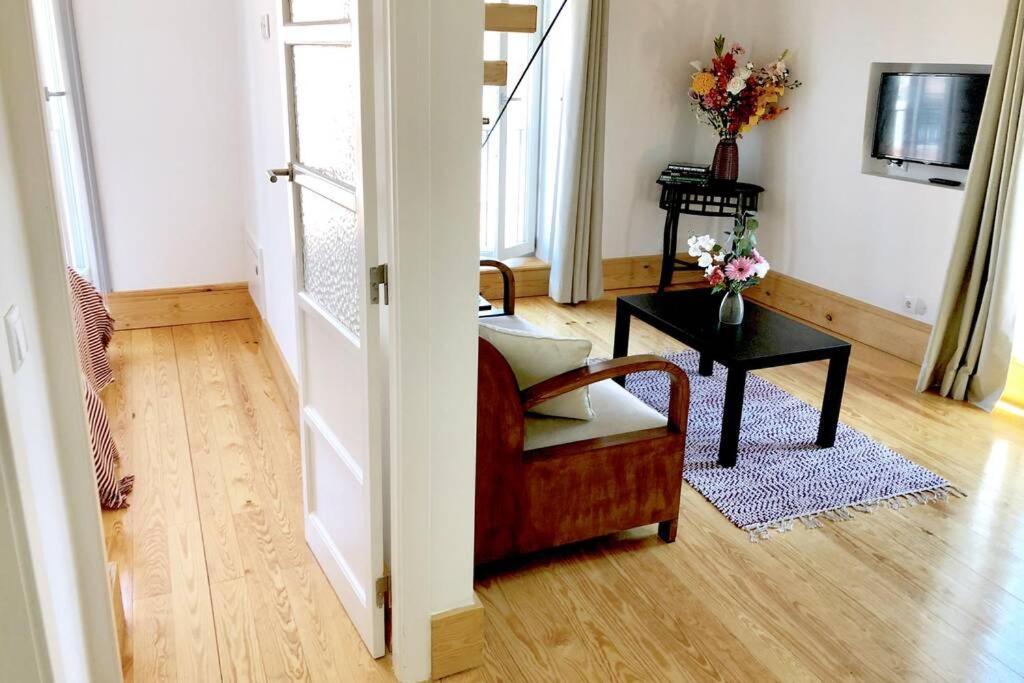 32 Top - Center Of Lisbon Duplex Apartment, Barrio Alto Dış mekan fotoğraf