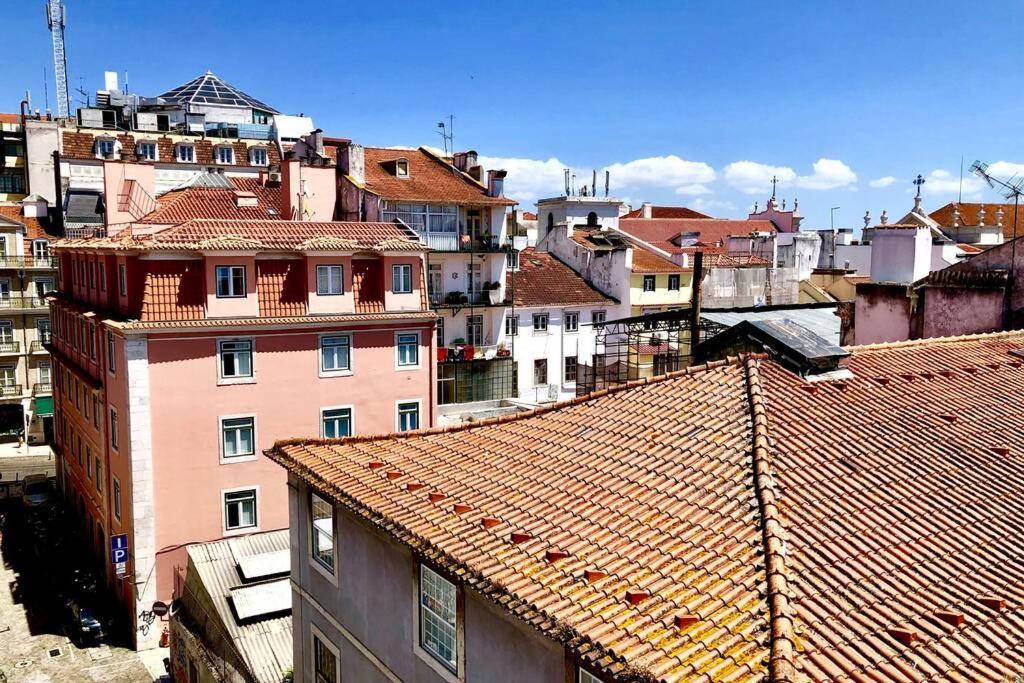 32 Top - Center Of Lisbon Duplex Apartment, Barrio Alto Dış mekan fotoğraf