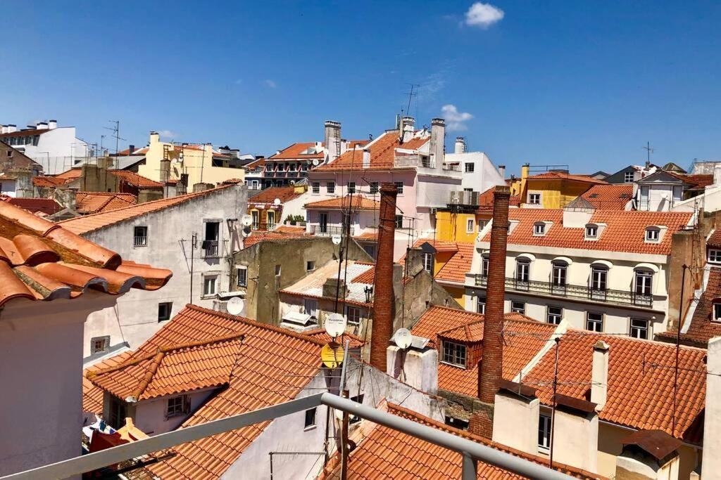 32 Top - Center Of Lisbon Duplex Apartment, Barrio Alto Dış mekan fotoğraf